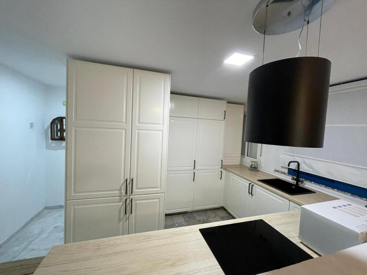 Calu Homes Cerca Playa De Huelin Malaga Ngoại thất bức ảnh