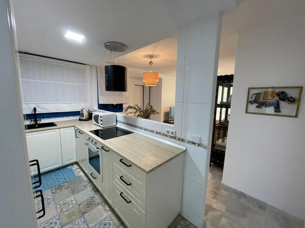 Calu Homes Cerca Playa De Huelin Malaga Ngoại thất bức ảnh