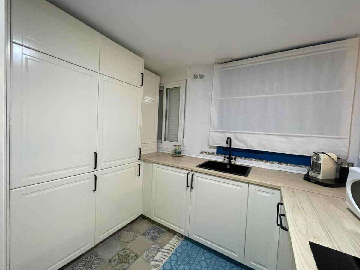 Calu Homes Cerca Playa De Huelin Malaga Ngoại thất bức ảnh