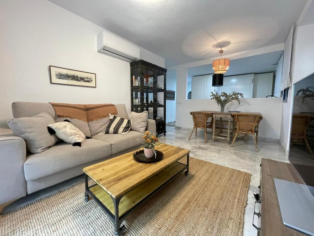 Calu Homes Cerca Playa De Huelin Malaga Ngoại thất bức ảnh