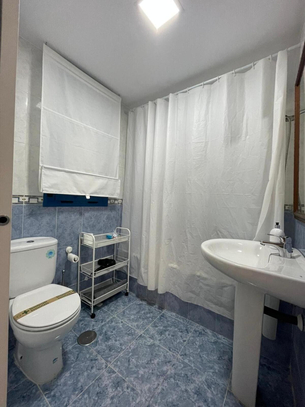 Calu Homes Cerca Playa De Huelin Malaga Ngoại thất bức ảnh